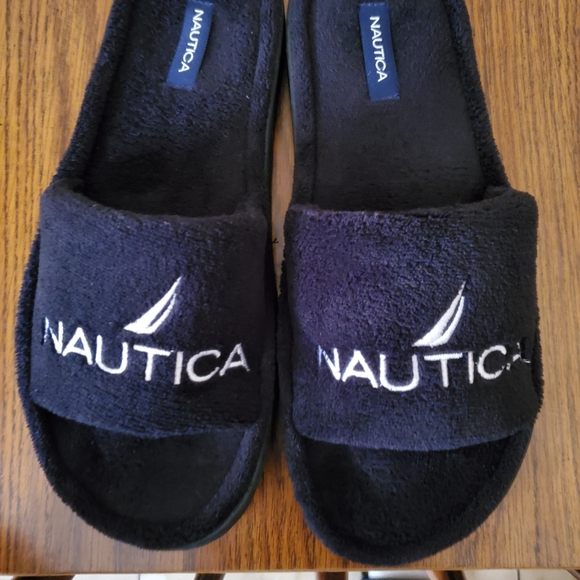 Mens nautica slides size 10.5 - Picture 1 of 1